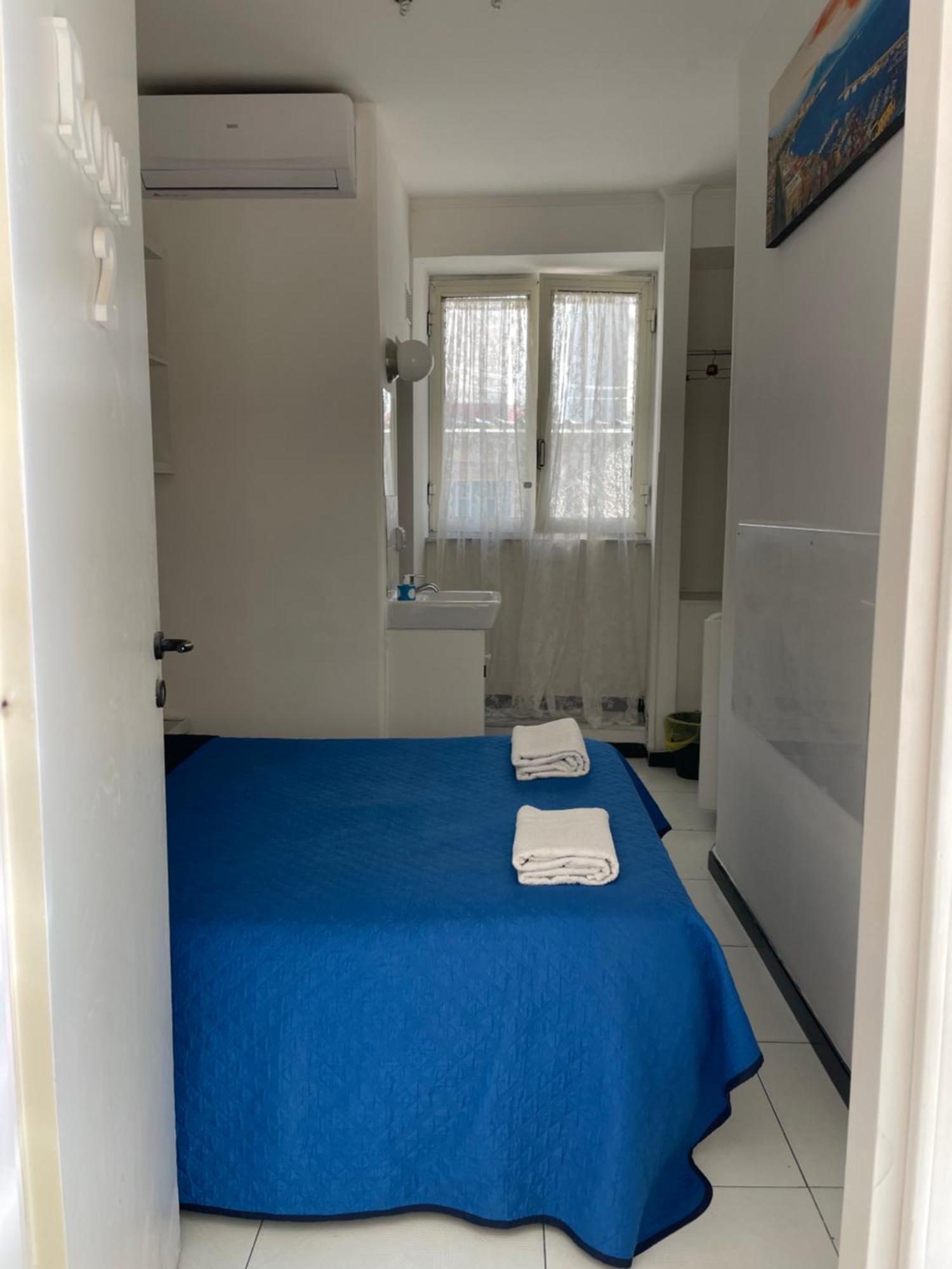 DaRoDa Guest House Napoli Chambre photo
